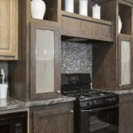 95fnh28483ah_kitchen_03_web