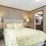 95fnh28483ah_masterbed_02_lr