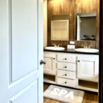 Bluewood_Bathroom