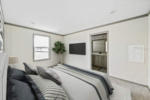 Clayton Pulse 779 Factory Photos (8)